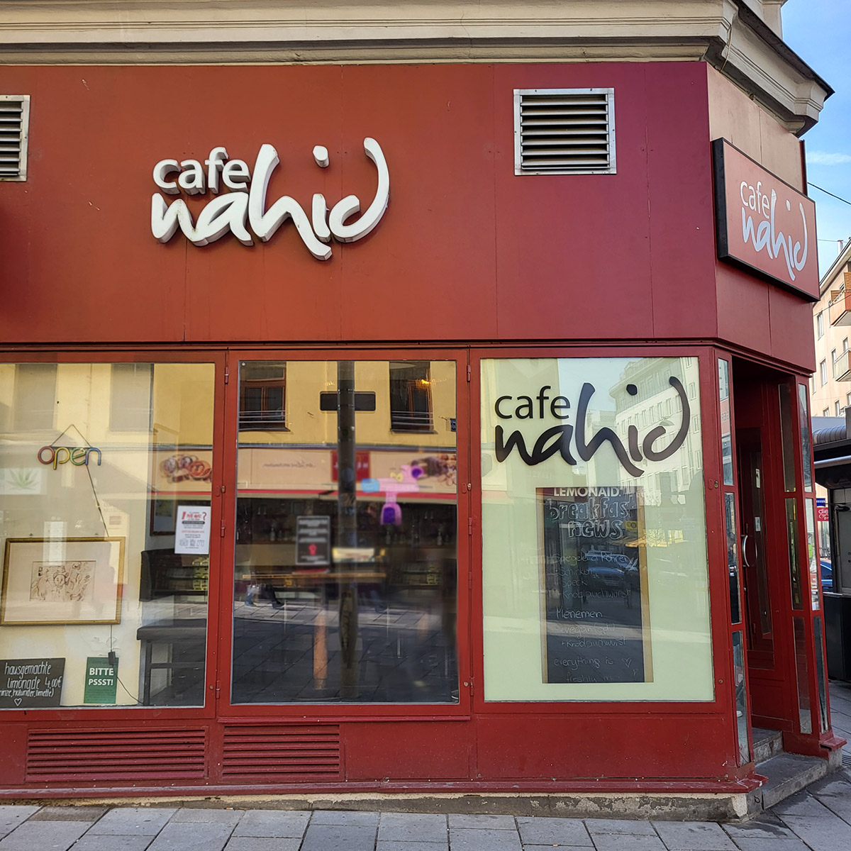 Café Nahid