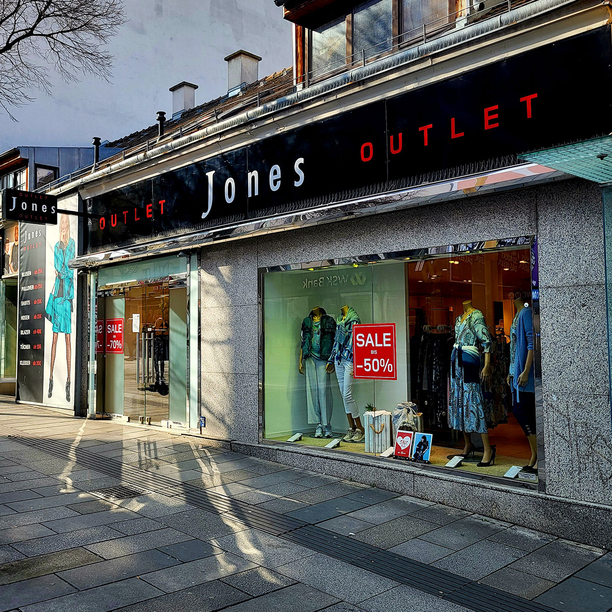 Jones Mode Outlet